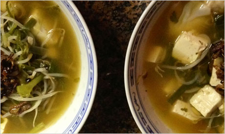 Vietnamese Green Onion Bean Sprout and Tofu Soup 